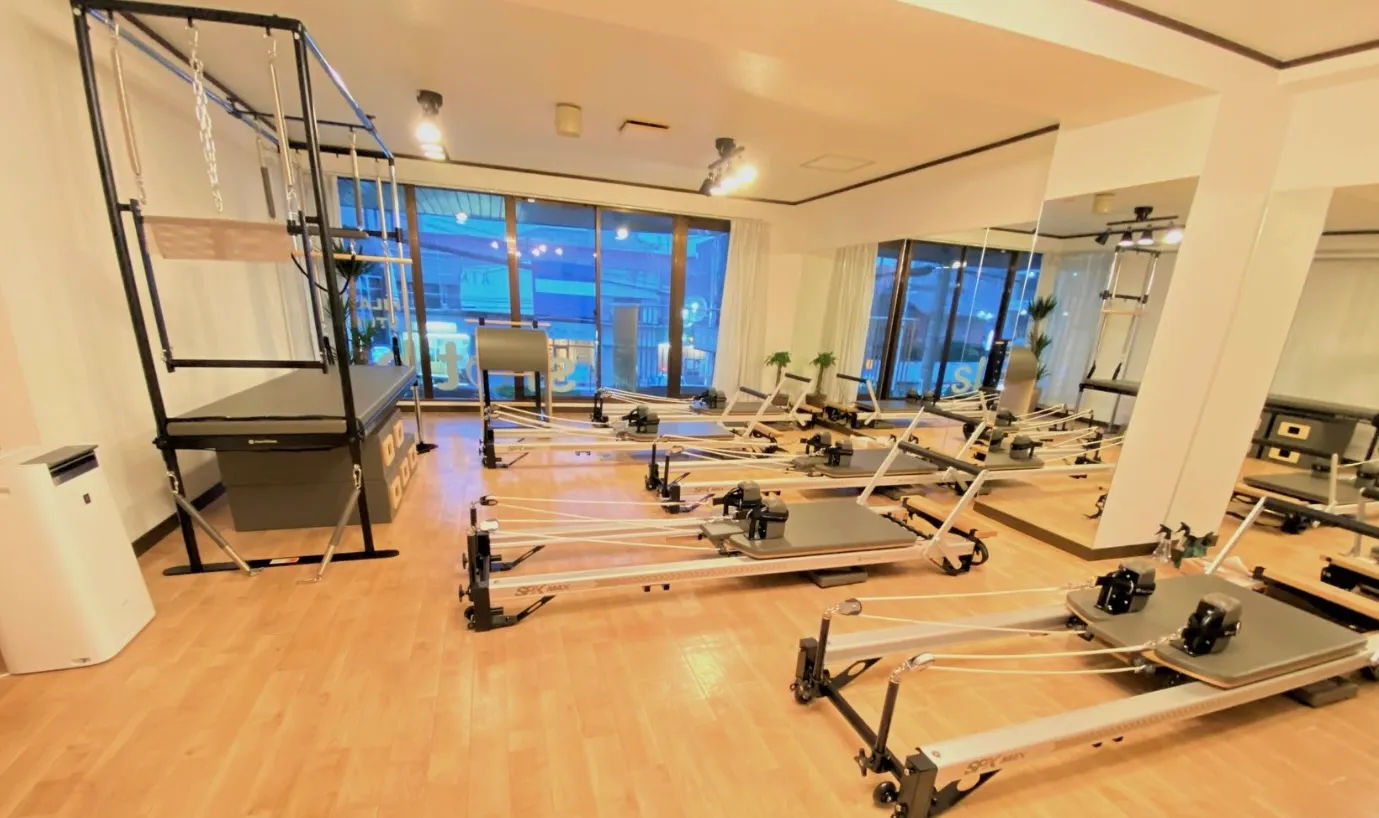 ピラティススタジオ sloths 新瑞橋WEST STOTT PILATES®認定マシン特化型！