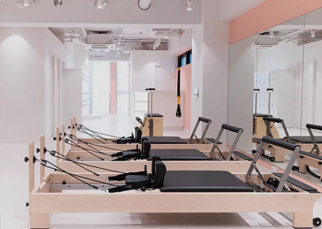 URBAN CLASSIC PILATES 伏見店 マシンピラティス×TRXファンクショナルトレーニングのサーキット形式！