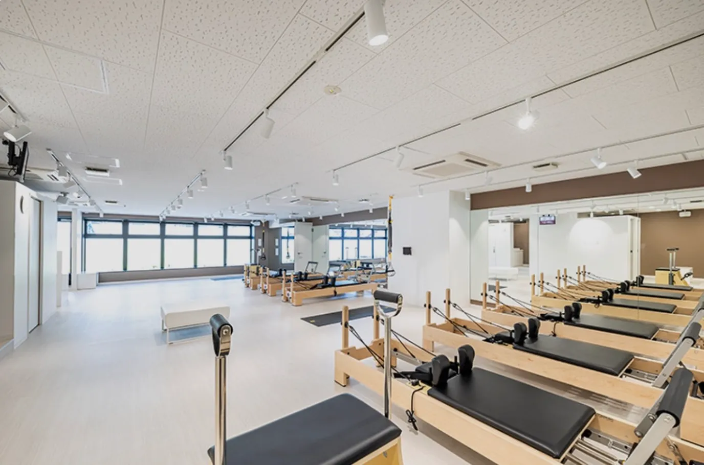 URBAN CLASSIC PILATES 伏見店 予約不要・全店舗相互利用OK！