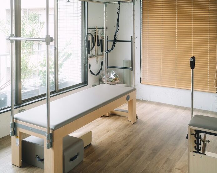 PILATES YOGA &a 代々木上原店 完全個室マンツーマンのマシンピラティス！